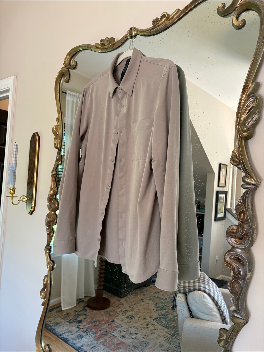 lululemon athletica Men's Button-Down Shirt in Taupe